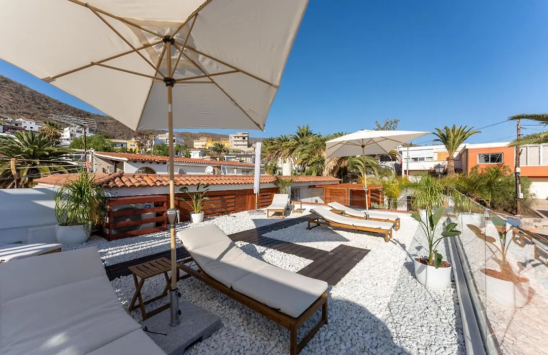 Gs Luxury Villa With Stunning Views And A Solarium In Arona-1
